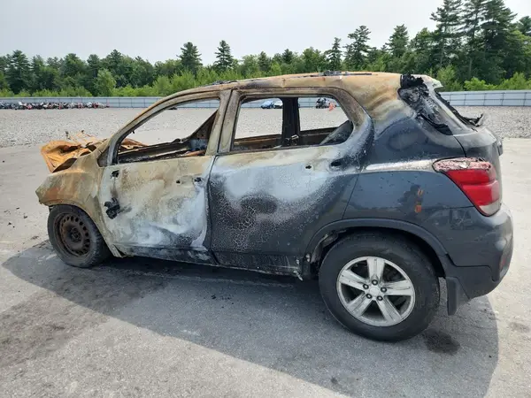 3GNCJPSB4KL122617 2019 CHEVROLET TRAX - Image 2