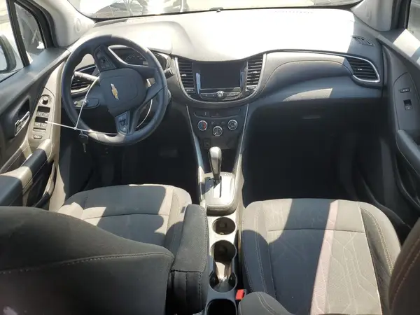 3GNCJPSB4KL140826 2019 CHEVROLET TRAX - Image 8