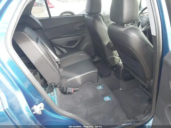 3GNCJPSB4KL210714 2019 CHEVROLET TRAX - Image 8