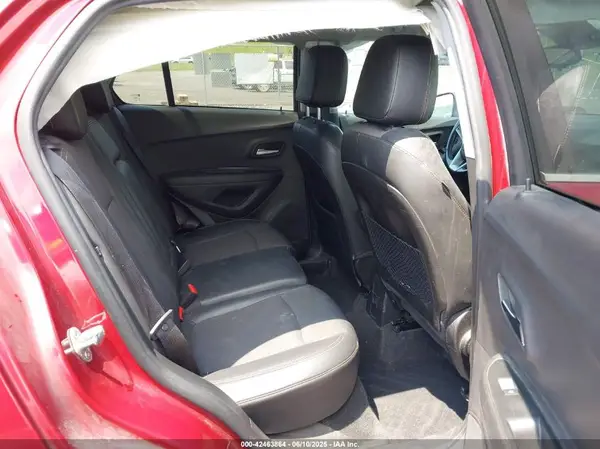 3GNCJPSB4KL217680 2019 CHEVROLET TRAX - Image 8