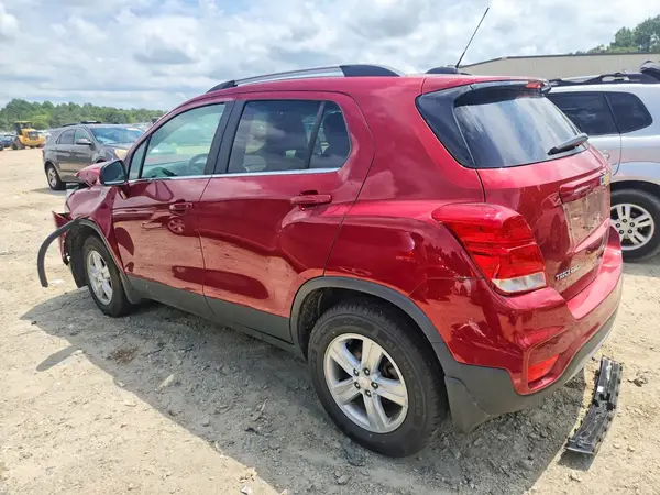 3GNCJPSB4KL271089 2019 CHEVROLET TRAX - Image 2
