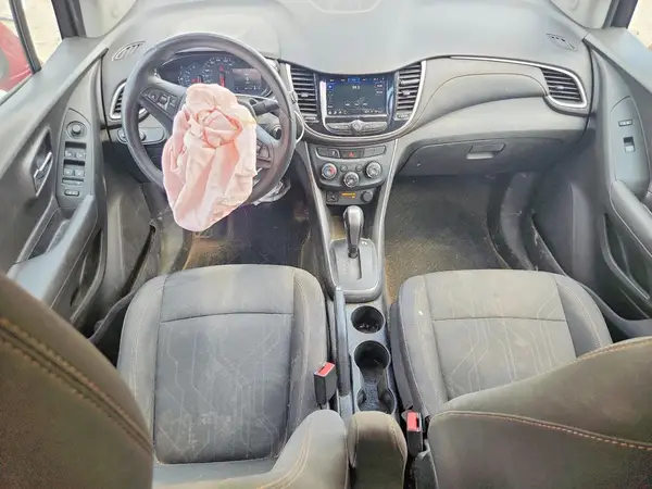3GNCJPSB4KL271089 2019 CHEVROLET TRAX - Image 8