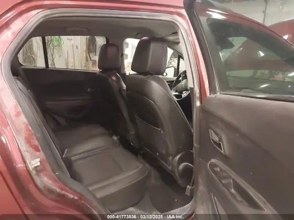 3GNCJPSB4KL277166 2019 CHEVROLET TRAX - Image 8