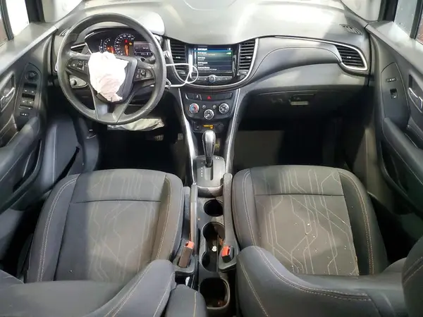 3GNCJPSB4KL278656 2019 CHEVROLET TRAX - Image 8