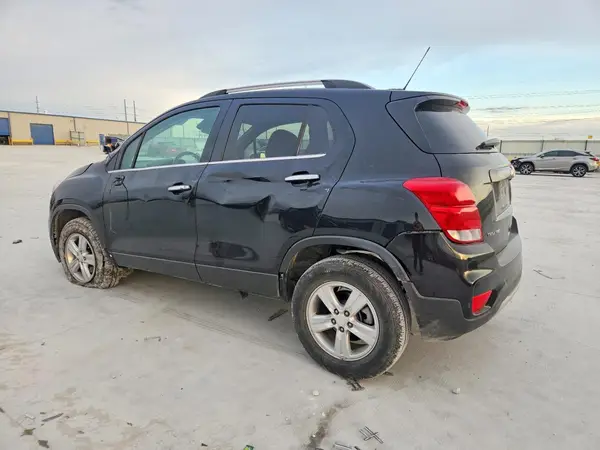 3GNCJPSB4KL296669 2019 CHEVROLET TRAX - Image 2