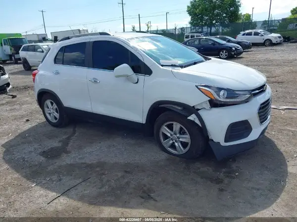 3GNCJPSB4KL390583 2019 CHEVROLET TRAX - Image 1