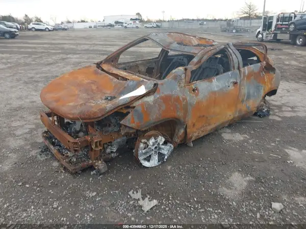 3GNCJPSB4KL403980 2019 CHEVROLET TRAX - Image 2
