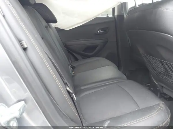 3GNCJPSB4LL245755 2020 CHEVROLET TRAX - Image 8