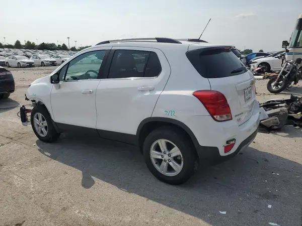 3GNCJPSB4LL251412 2020 CHEVROLET TRAX - Image 2
