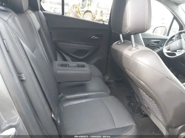 3GNCJPSB4LL260062 2020 CHEVROLET TRAX - Image 8