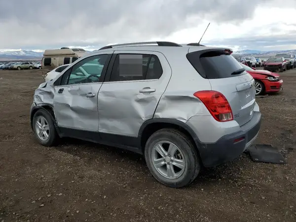 3GNCJPSB5GL159537 2016 CHEVROLET TRAX - Image 2