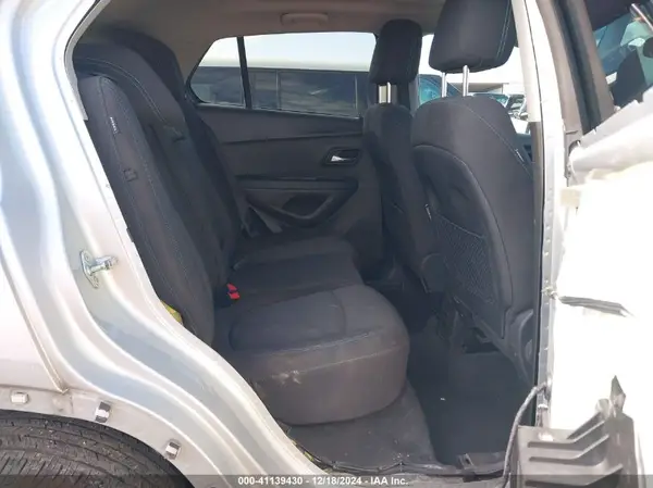 3GNCJPSB5GL174281 2016 CHEVROLET TRAX - Image 8