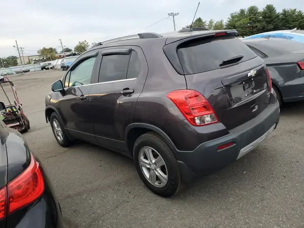 3GNCJPSB5GL211734 2016 CHEVROLET TRAX - Image 2