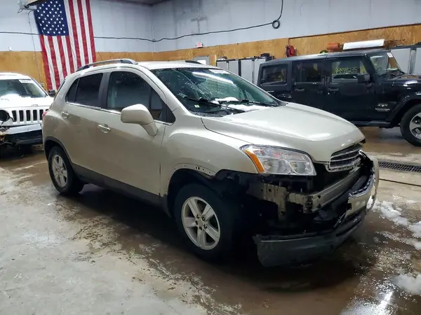 3GNCJPSB5GL264904 2016 CHEVROLET TRAX - Image 2