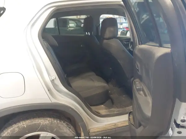 3GNCJPSB5HL146210 2017 CHEVROLET TRAX - Image 8
