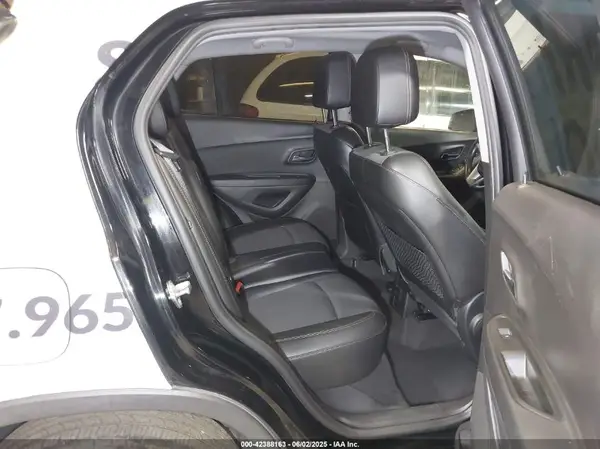 3GNCJPSB5HL211184 2017 CHEVROLET TRAX - Image 8
