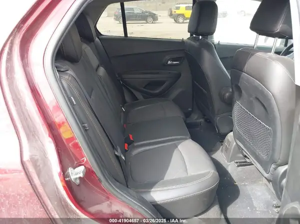 3GNCJPSB5HL262068 2017 CHEVROLET TRAX - Image 8