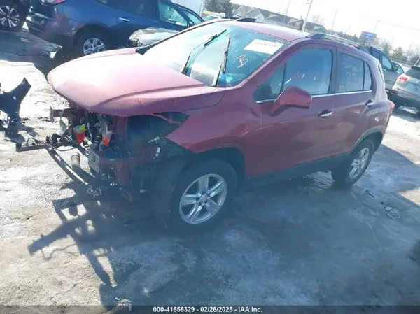 3GNCJPSB5JL202264 2018 CHEVROLET TRAX - Image 2