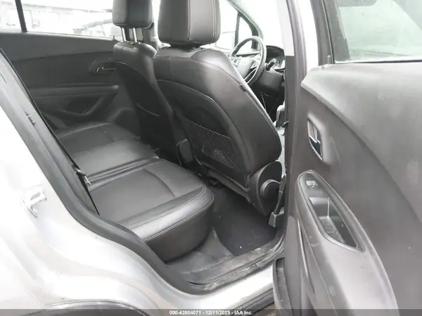 3GNCJPSB5JL210736 2018 CHEVROLET TRAX - Image 8
