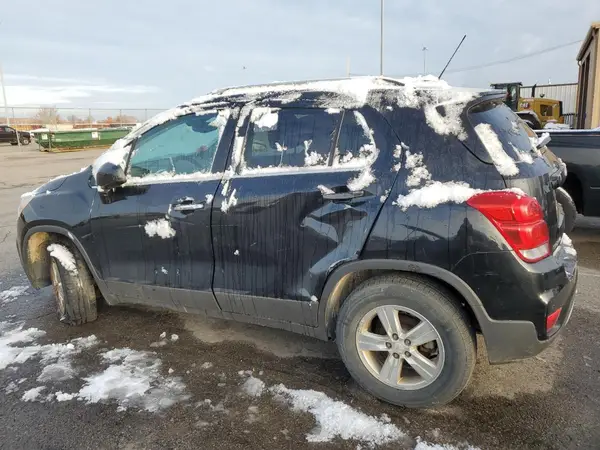 3GNCJPSB5JL221753 2018 CHEVROLET TRAX - Image 2
