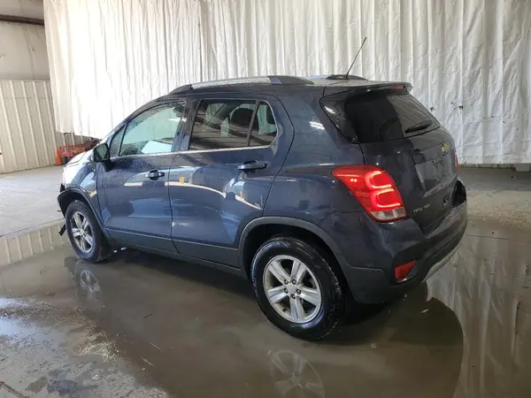 3GNCJPSB5JL242747 2018 CHEVROLET TRAX - Image 2