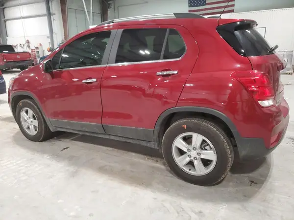 3GNCJPSB5JL276610 2018 CHEVROLET TRAX - Image 2