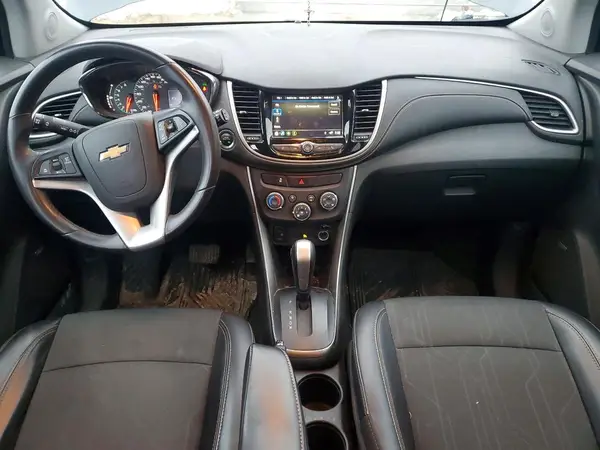3GNCJPSB5JL316717 2018 CHEVROLET TRAX - Image 8
