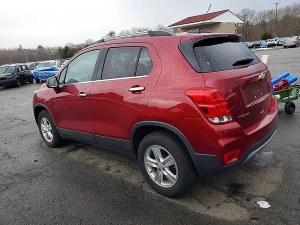 3GNCJPSB5JL362211 2018 CHEVROLET TRAX - Image 2