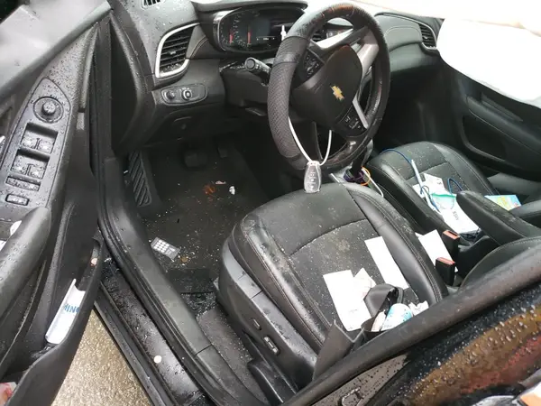 3GNCJPSB5JL371037 2018 CHEVROLET TRAX - Image 8