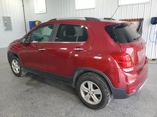 3GNCJPSB5JL377288 2018 CHEVROLET TRAX - Image 2