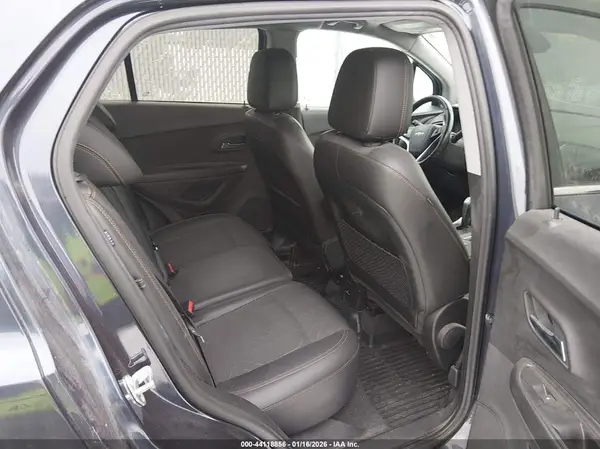 3GNCJPSB5JL396911 2018 CHEVROLET TRAX - Image 8