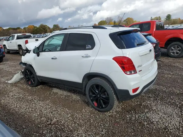 3GNCJPSB5JL416512 2018 CHEVROLET TRAX - Image 2