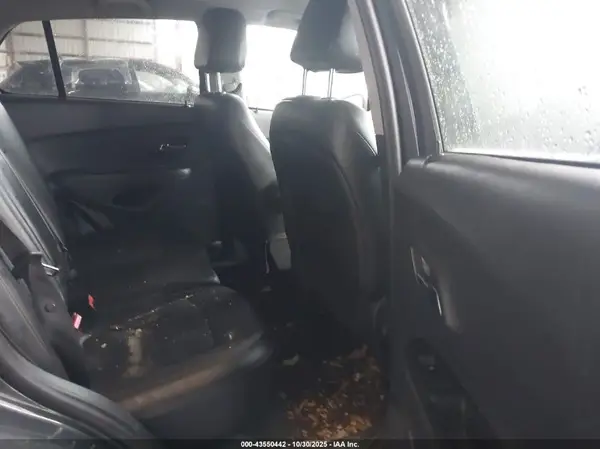 3GNCJPSB5KL213444 2019 CHEVROLET TRAX - Image 8