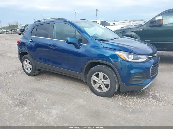3GNCJPSB5KL227389 2019 CHEVROLET TRAX - Image 1
