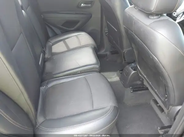 3GNCJPSB5KL231099 2019 CHEVROLET TRAX - Image 8