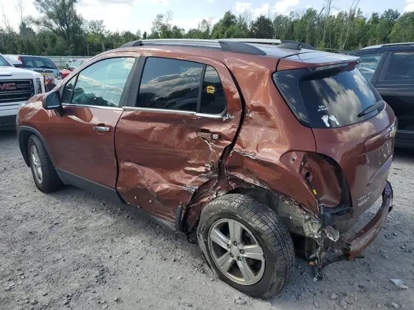 3GNCJPSB5KL239185 2019 CHEVROLET TRAX - Image 2