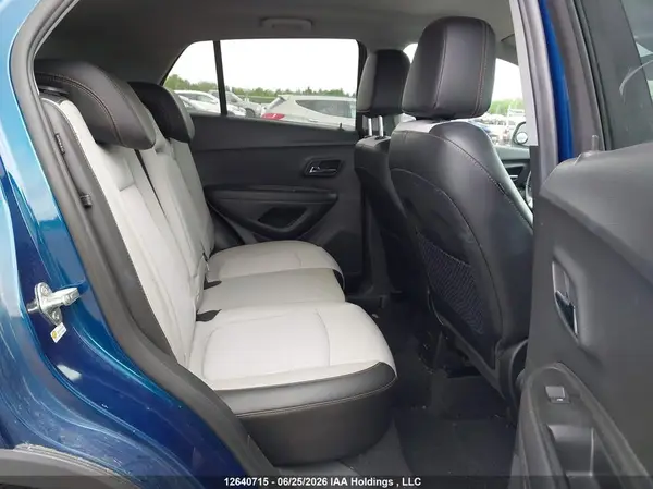 3GNCJPSB5KL246153 2019 CHEVROLET TRAX - Image 8