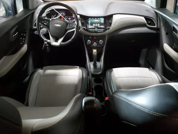 3GNCJPSB5KL266421 2019 CHEVROLET TRAX - Image 8