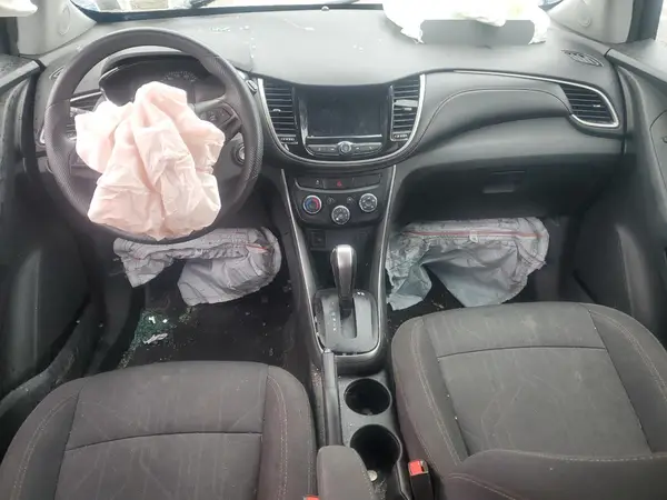 3GNCJPSB5KL399616 2019 CHEVROLET TRAX - Image 8