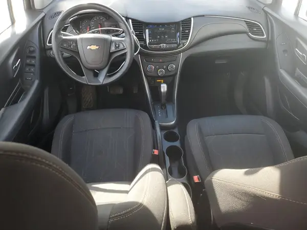 3GNCJPSB5KL402112 2019 CHEVROLET TRAX - Image 8