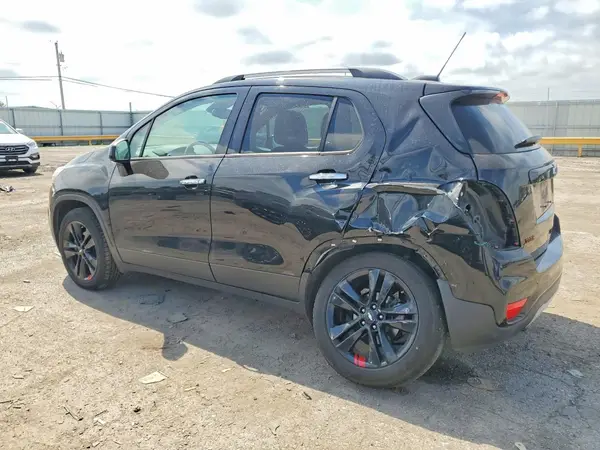 3GNCJPSB5LL138164 2020 CHEVROLET TRAX - Image 2