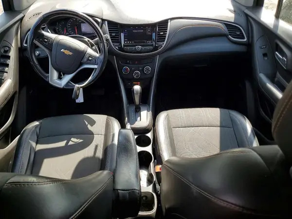 3GNCJPSB5LL138164 2020 CHEVROLET TRAX - Image 8
