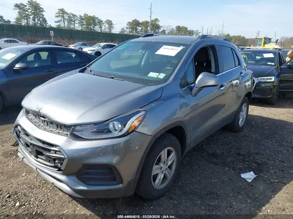 3GNCJPSB5LL159774 2020 CHEVROLET TRAX - Image 2
