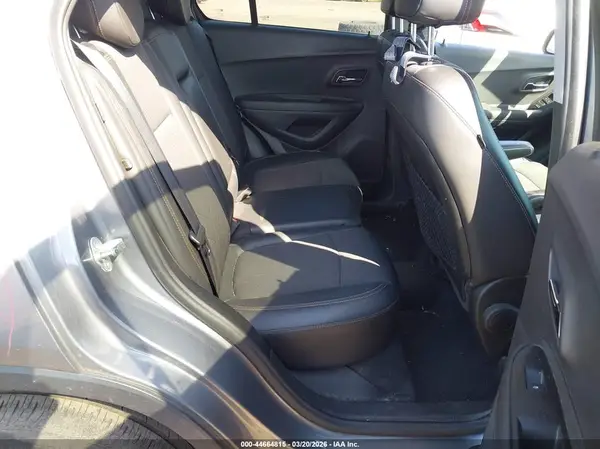 3GNCJPSB5LL159774 2020 CHEVROLET TRAX - Image 8