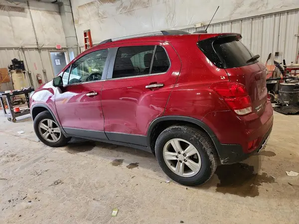 3GNCJPSB5LL166918 2020 CHEVROLET TRAX - Image 2