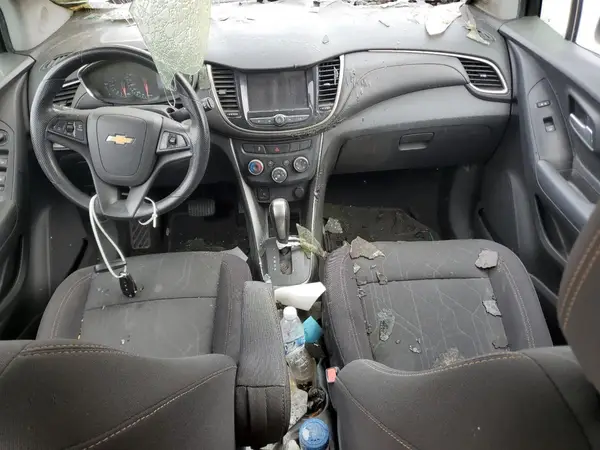 3GNCJPSB5LL179376 2020 CHEVROLET TRAX - Image 8