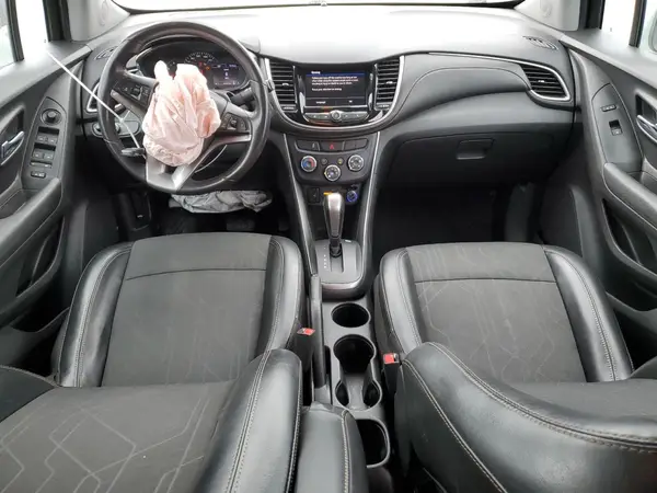 3GNCJPSB5LL212425 2020 CHEVROLET TRAX - Image 8