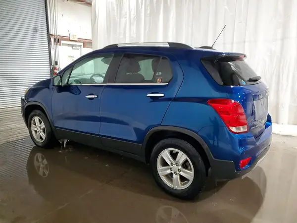 3GNCJPSB5LL218628 2020 CHEVROLET TRAX - Image 2