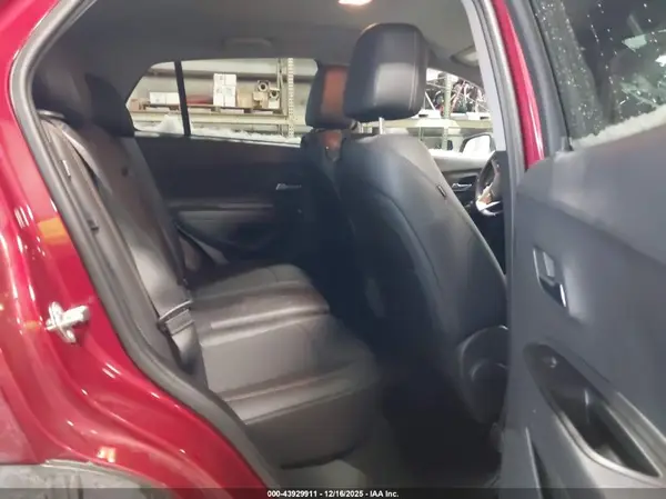 3GNCJPSB5LL251239 2020 CHEVROLET TRAX - Image 8