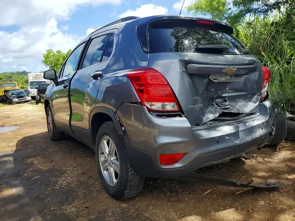 3GNCJPSB5LL275816 2020 CHEVROLET TRAX - Image 2